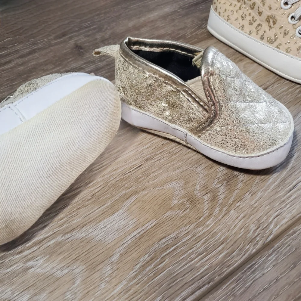 Koala Kik Baby's Crackled Gold Quilted Loafers Slip-on Shoes Size 1